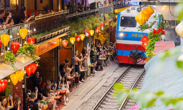 Lonely Planet gợi ý 10 ngày 'trong mơ' xuất phát từ Hà Nội