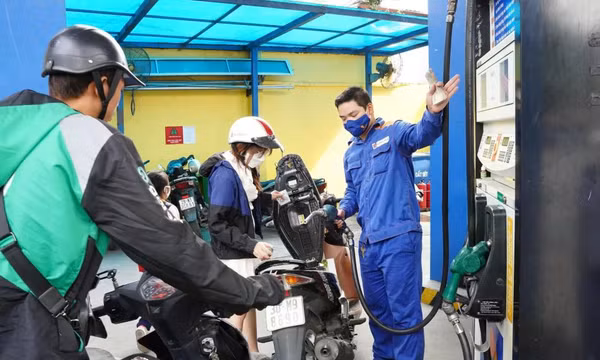 Giá xăng dự báo tăng trong kỳ điều hành ngày mai 9/1/2025