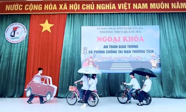 Phát huy vai trò của Đoàn thanh niên trong tuyên truyền an toàn giao thông