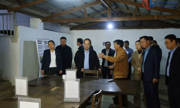 Đoàn đại biểu tỉnh Quảng Ninh thăm Khu căn cứ địa cách mạng tại huyện Viêng Xay, tỉnh Hủa Phăn (Lào)
