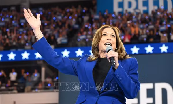 Bà Kamala Harris “tái xuất”, để ngỏ khả năng tái tranh cử Tổng thống Mỹ 2028