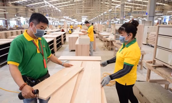 Ngân hàng UOB dự báo GDP năm 2025 của Việt Nam đạt 7,7%