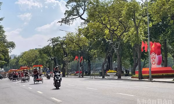 Thời tiết ngày 11/12: Bắc Bộ sáng và đêm trời lạnh, Trung Bộ có mưa rào rải rác