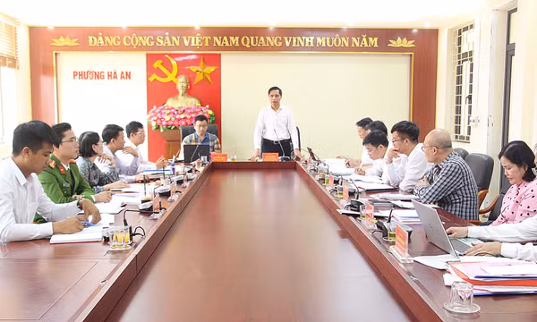 Phó Chủ tịch Thường trực UBND tỉnh dự kiểm điểm BTV Đảng ủy phường Hà An năm 2025
