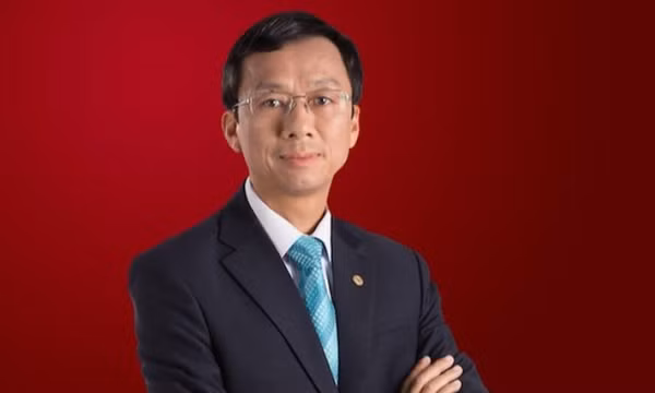 Tổng giám đốc Vinpearl bất ngờ từ nhiệm