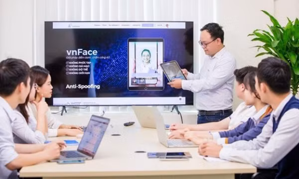 Thay đổi chức danh công việc có phải xin cấp lại giấy phép lao động?