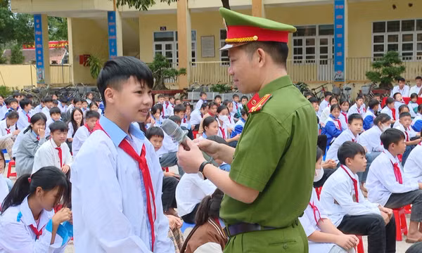 “Lực lượng CSGT sẽ tiếp tục tăng cường xử lý học sinh, thanh thiếu niên vi phạm ATGT”