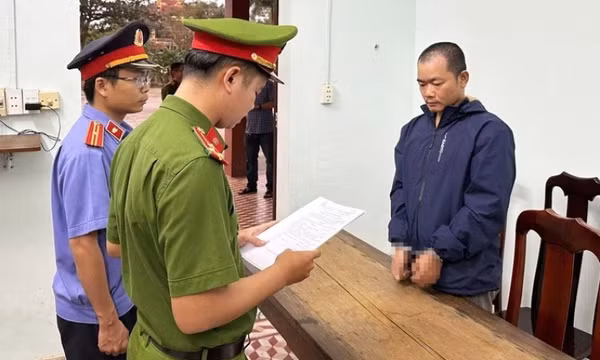 3 lần tự sát bất thành sau khi chém vợ trọng thương