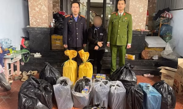 Bắt quả tang vụ buôn bán hơn 300kg pháo lậu tại Quảng Trị