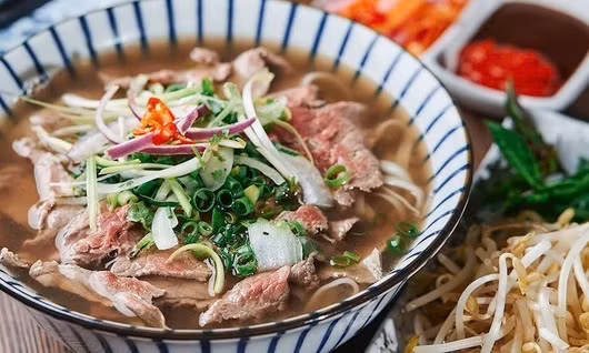 Phở bò Việt Nam tiếp tục vào top 100 món ngon nhất thế giới, Huế vào top thành phố ẩm thực toàn cầu