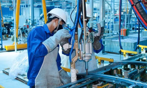 Xác định thời điểm áp dụng danh mục nghề nặng nhọc, độc hại, nguy hiểm