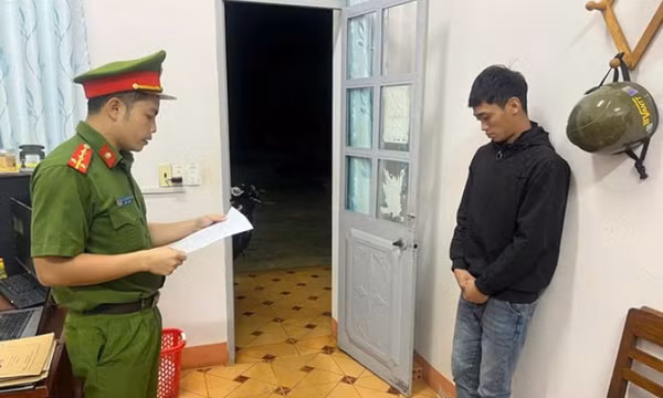 Thanh niên ở Gia Lai đập phá nhà vì bị mẹ từ chối cho tiền mua ma túy