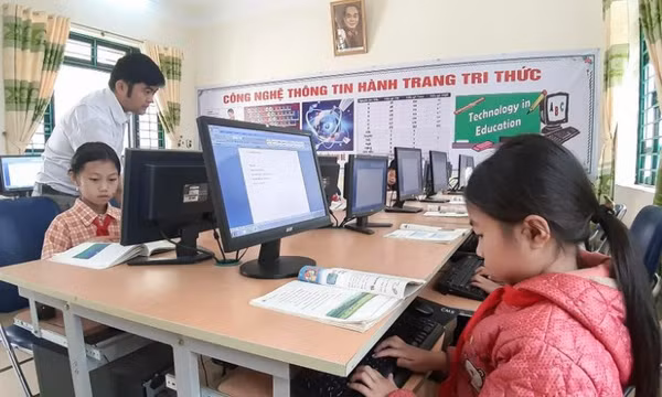 Hoàn thiện pháp lý, bảo vệ người dân trên không gian số