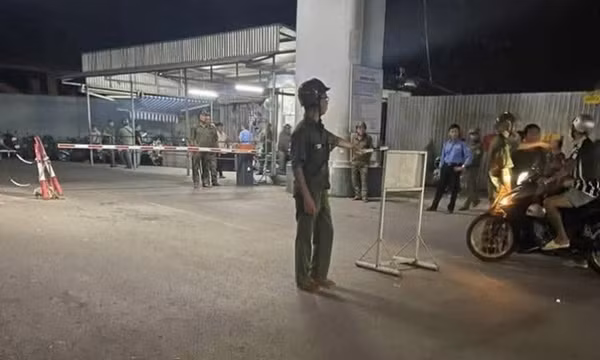 Truy tìm nghi phạm đâm chết nam bảo vệ Bệnh viện Đa khoa tỉnh Vĩnh Long