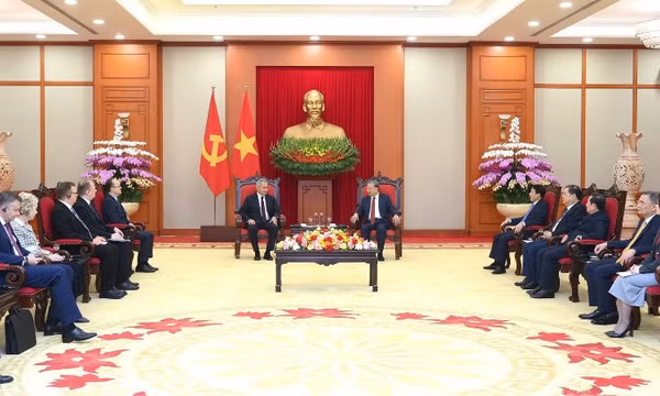 Tổng Bí thư Tô Lâm tiếp Thư ký Hội đồng An ninh Liên bang Nga