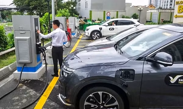 Bộ Công Thương ban hành quy định về giá bán điện cho trạm sạc xe điện
