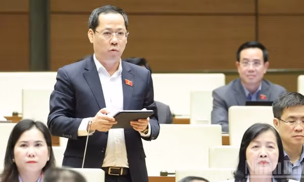 Đại biểu Quốc hội: Không để biến động giá vàng ảnh hưởng tới ổn định vĩ mô