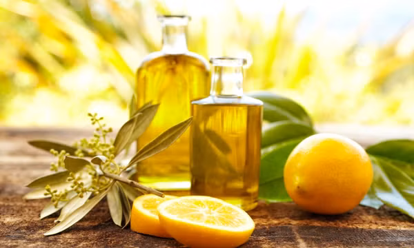 Gợi ý 8 biện pháp khắc phục tại nhà cho môi khô và nứt nẻ