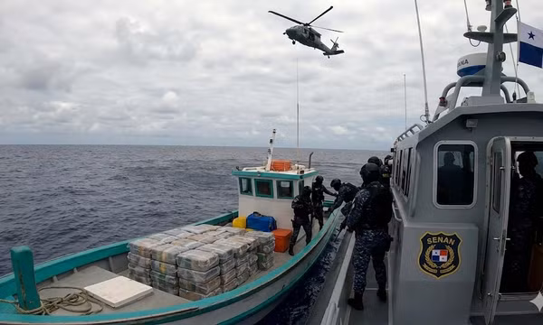 Panama thu giữ hơn 1,4 tấn ma túy ở vùng biển Thái Bình Dương
