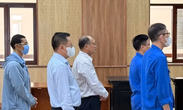 Cựu Giám đốc Sở Y tế lĩnh 5 năm tù vì thiếu trách nhiệm gây hậu quả nghiêm trọng