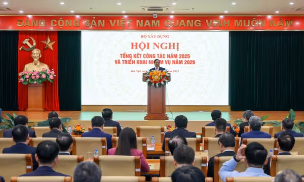 Thủ tướng: Ngành Xây dựng thực hiện "5 đảm bảo, 6 đột phá" để phát triển kết cấu hạ tầng đồng bộ, hiện đại