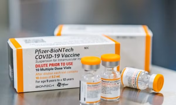 Nhật Bản gấp rút tiêm vaccine cho trẻ 5-11 tuổi