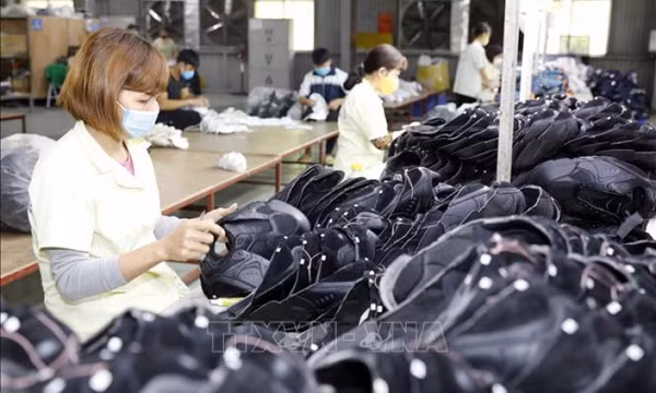 Business Times: Việt Nam chuẩn bị cho bước nhảy vọt trong năm 2022
