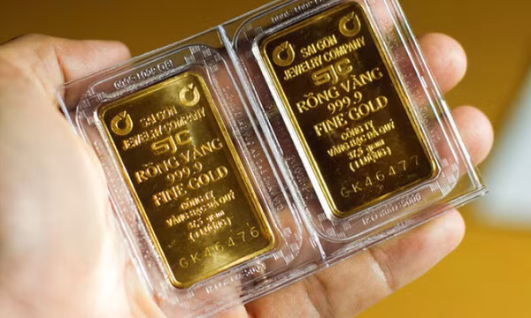 Giá vàng tăng mạnh trở lại trước ngày vía Thần tài