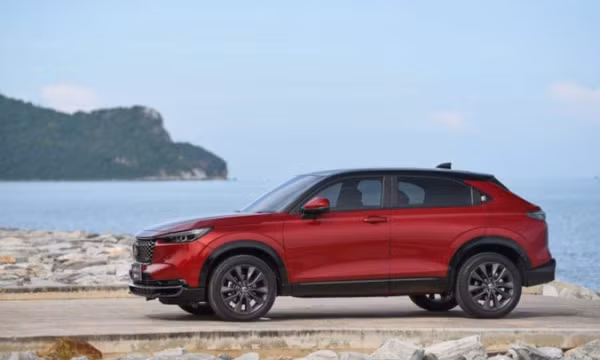 Lộ thông tin mới nhất về Honda HR-V 2022 sắp ra mắt: Thiết kế lột xác, 'lấn át' Toyota Corolla Cross