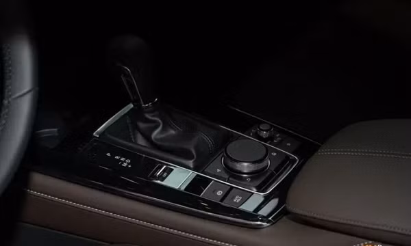 Những dấu hiệu nhận biết khi xe gặp sự cố về hộp số