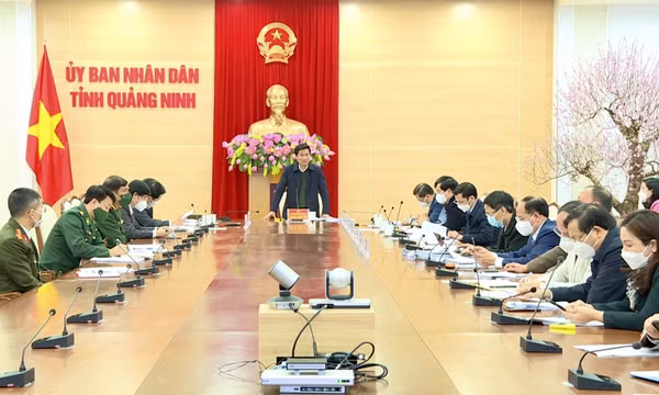 Giao ban Ban Cán sự Đảng UBND tỉnh 