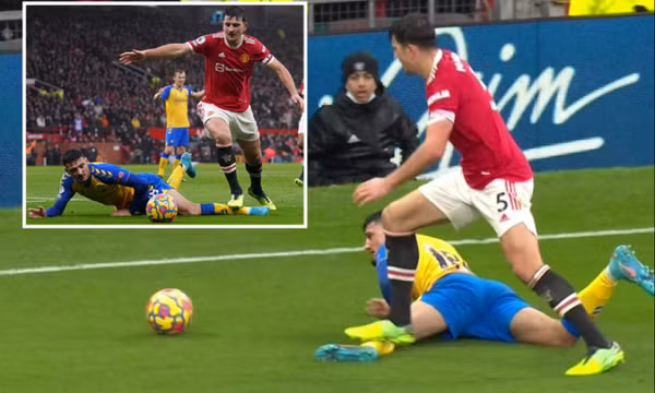 Harry Maguire suýt khiến Man Utd ôm hận vì hành vi phi thể thao