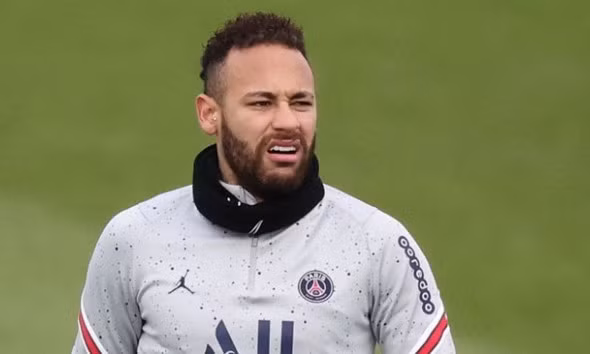 Neymar sẵn sàng ra sân trước Real