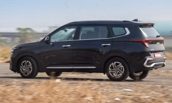Dân tình đổ xô đặt mua mẫu MPV mới: Giá bằng nửa Mitsubishi Xpander, trang bị 'lấn át' Suzuki XL7