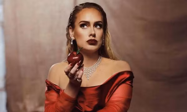 Adele tiếp tục phá kỉ lục của chính mình với "Easy On Me"