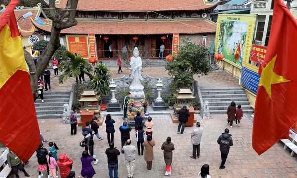 Ngày đầu tiên của năm mới bình an
