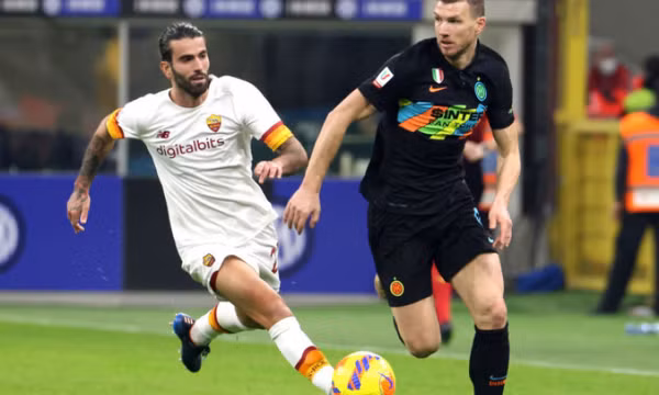 Roma bị Inter loại ở Cup Italy