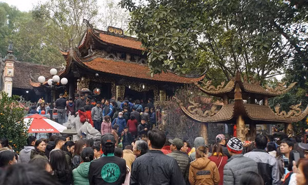 Đóng cửa đền Bà Chúa Kho, tạm dừng đón khách du xuân đầu năm