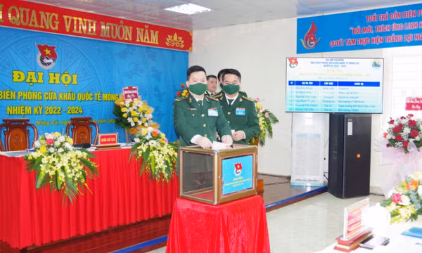 Đại hội điểm Chi đoàn Đồn Biên phòng cửa khẩu quốc tế Móng Cái, nhiệm kỳ 2022-2024