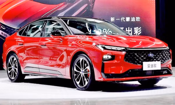 ‘Kẻ hủy diệt’ Toyota Camry 2022 lộ diện: Giá dự kiến áp đảo Honda Accord, công nghệ ngập tràn