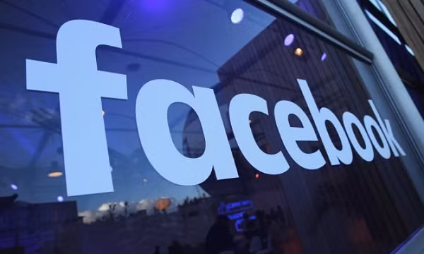 Người dùng sụt giảm, Facebook bốc hơi 200 tỷ USD vốn hoá