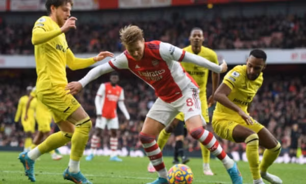 Đội hình Arsenal đấu Wolves: Phù thủy Odegaard, Người nhện khung gỗ