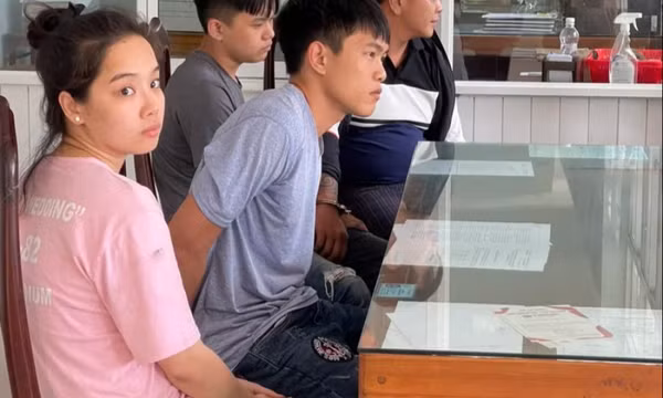 CSGT chặn bắt nhóm giết người ở TP.HCM