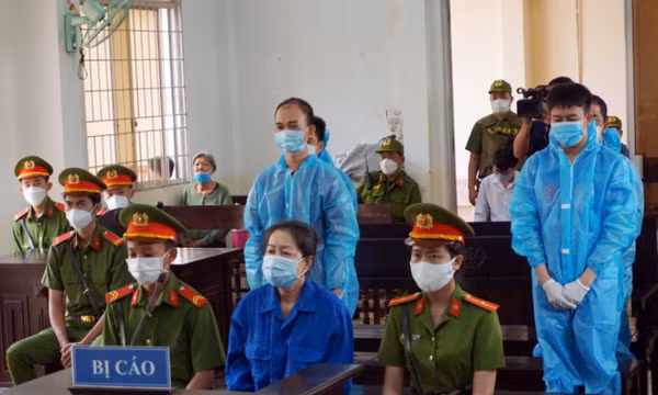 Trùm buôn lậu Mười Tường lĩnh án 8 năm tù