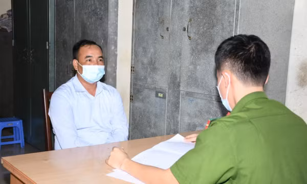 “Nổ” là đại tá Công an nhận hàng trăm triệu đồng chạy việc
