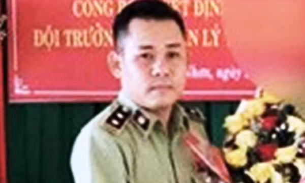Đội trưởng Quản lý thị trường bị kỷ luật vì vi phạm đạo đức công vụ