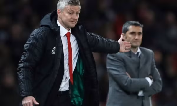 Xác nhận! M.U gây sốc, liên hệ cựu HLV Barca ngồi ghế nóng OTF