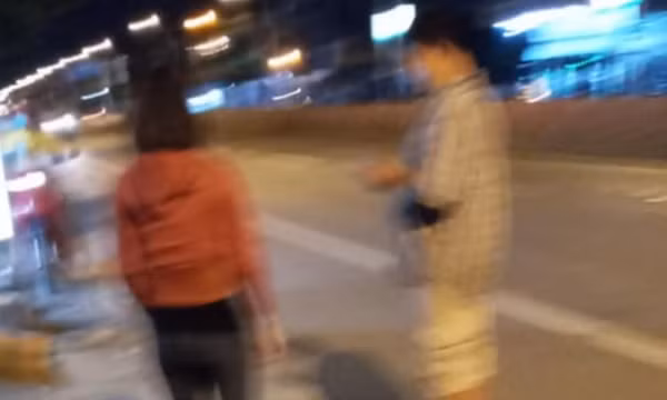 Bị người yêu quen qua mạng cuỗm sạch tài sản khi về quê "ra mắt"