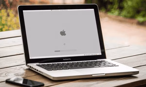 Hàng loạt MacBook trở thành "cục gạch" sau khi nâng cấp phần mềm