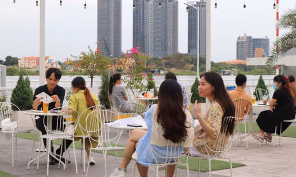 F0 tăng, lại đóng cửa?